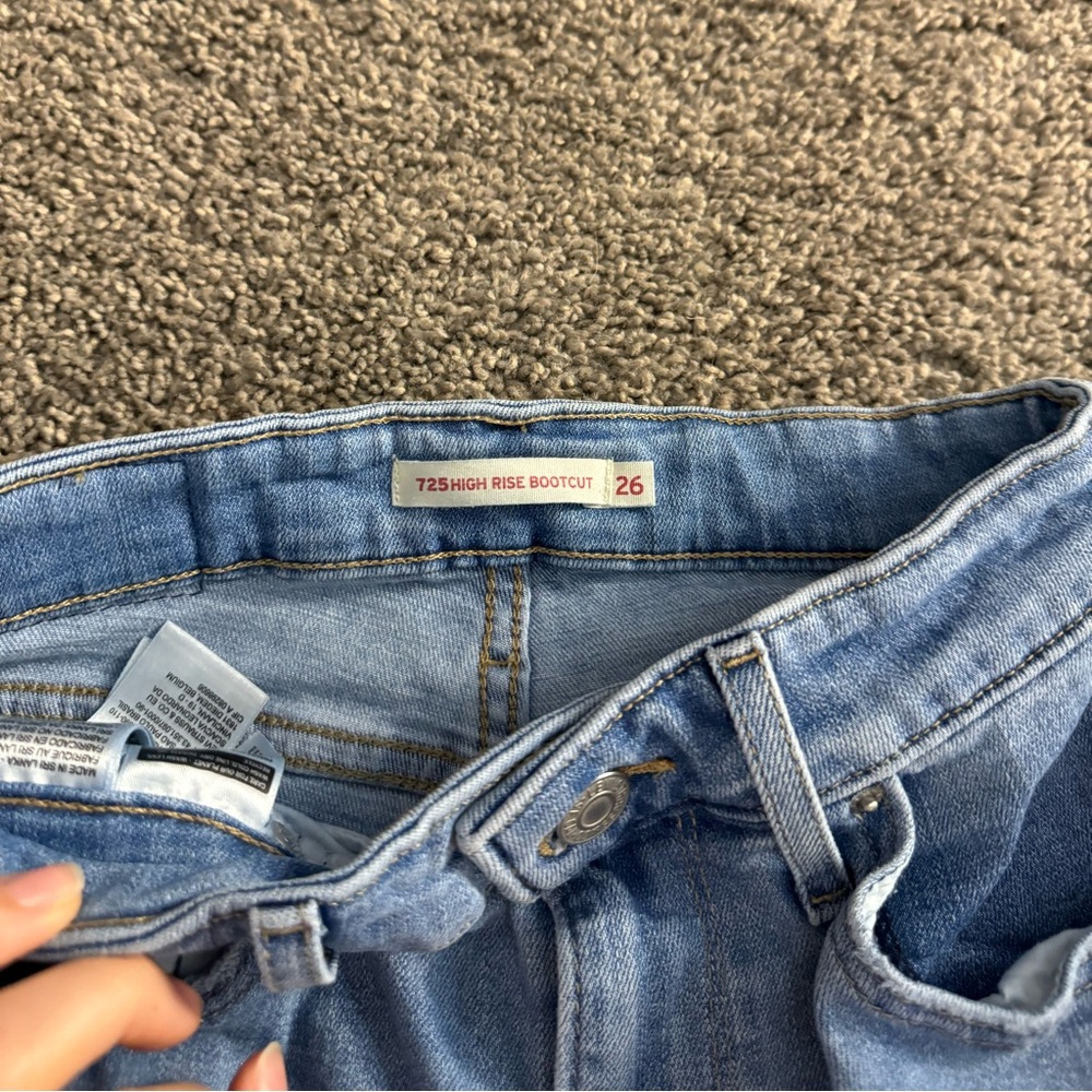Levi jeans